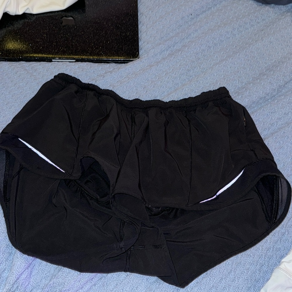 Lululemon shorts barley used no stains! Size 10